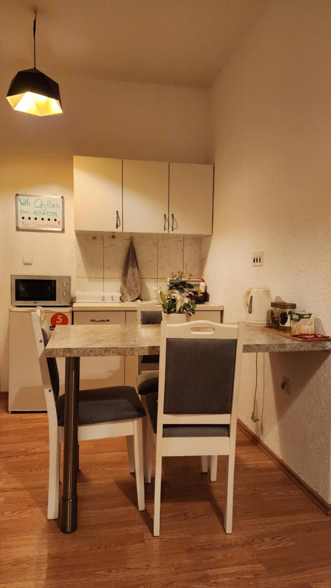 City Park Apartments 프리슈티나 외부 사진